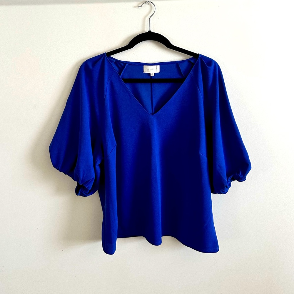 MELLODAY (Nordstrom) V-neck blouse